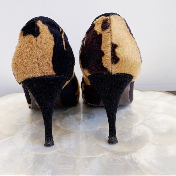 Stuart Weitzman Calf Hair Tan Animal Print Heels - Picture 6 of 13